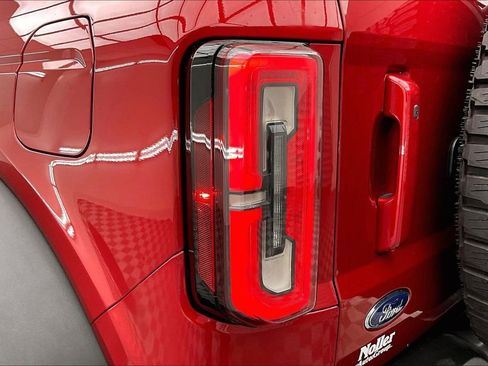 Used 2021 Ford Bronco Wildtrak AWD/4WD image 30