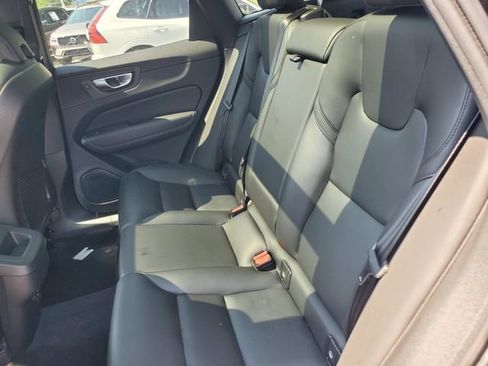 Certified 2025 Volvo XC60 B5 Core AWD/4WD image 31