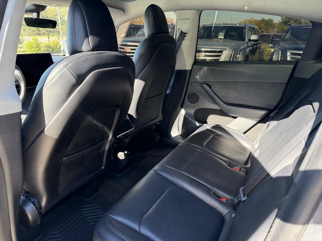 Used 2023 Tesla Model Y Long Range AWD/4WD image 12