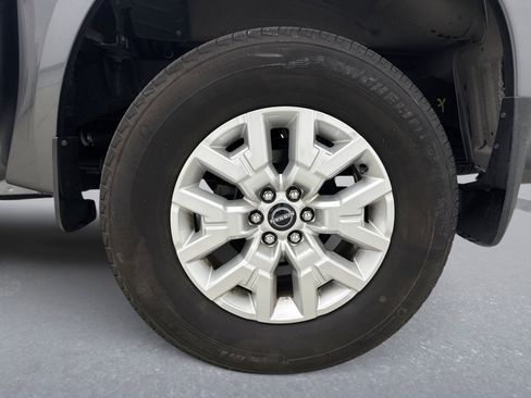 Used 2023 Nissan Frontier SV w/ SV Convenience Package AWD/4WD image 18
