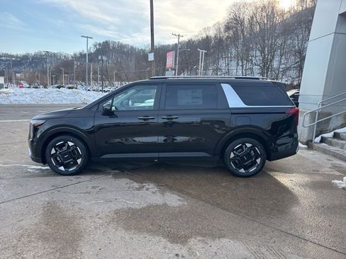 New 2026 Kia Carnival EX image 4