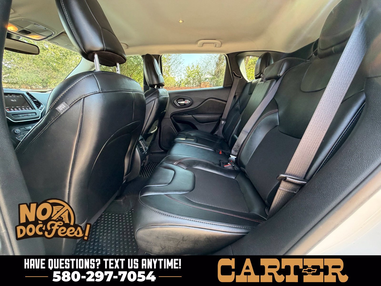 Used 2022 Jeep Cherokee Trailhawk w/ Comfort/Convenience Group AWD/4WD image 27