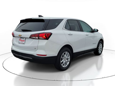 Used 2022 Chevrolet Equinox LT FWD image 3