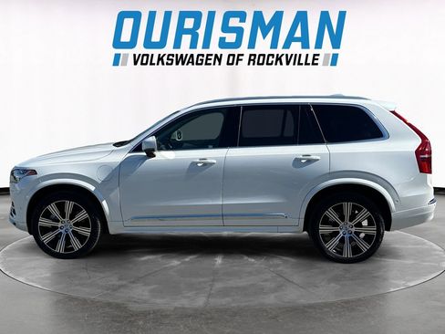 Used 2025 Volvo XC90 T8 Ultra w/ Protection Package Premier AWD/4WD image 3