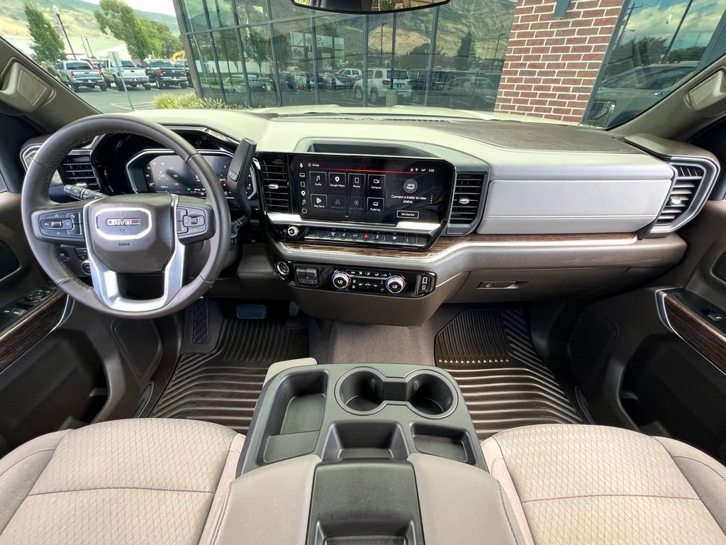 Used 2026 GMC Sierra 2500 SLE AWD/4WD image 19