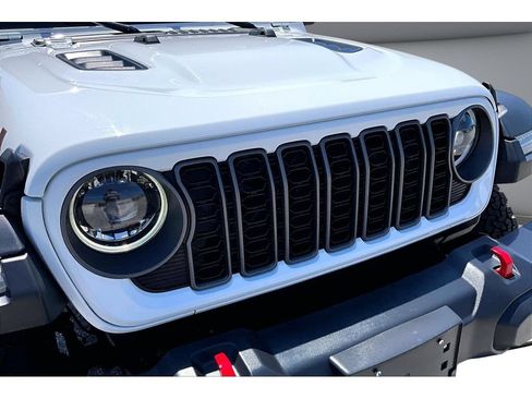 Certified 2025 Jeep Wrangler Unlimited Rubicon AWD/4WD image 54