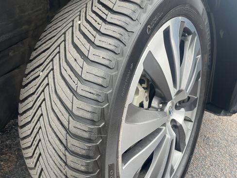 Used 2022 Subaru Ascent Touring AWD/4WD image 9