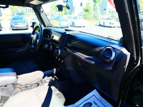 Used 2012 Jeep Wrangler Sport AWD/4WD image 20
