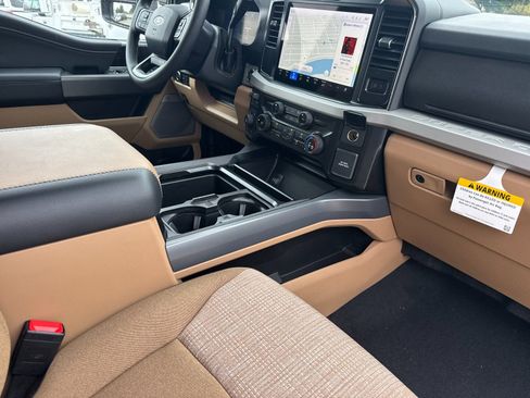 New 2026 Ford F250 XLT w/ XLT Premium Package image 16