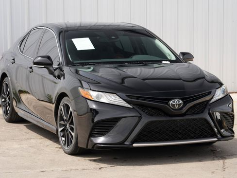 Used 2019 Toyota Camry XSE w/ Navigation Package image 53
