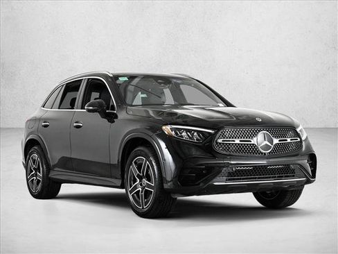 New 2026 Mercedes-Benz GLC 350e 4MATIC image 3