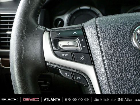 Used 2017 Toyota Land Cruiser AWD/4WD image 11