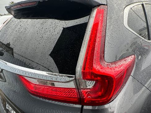 Used 2017 Honda CR-V EX image 18