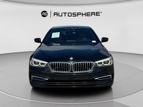 Used 2019 BMW 530i image 2