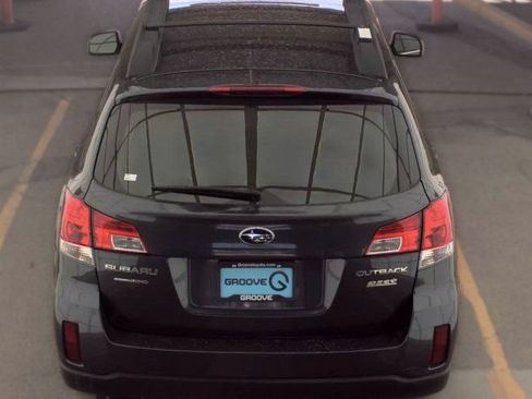 Used 2013 Subaru Outback 2.5i AWD/4WD image 7