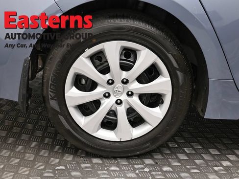 Used 2024 Toyota Corolla LE FWD image 29