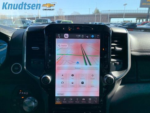 Used 2025 RAM 1500 Laramie image 24