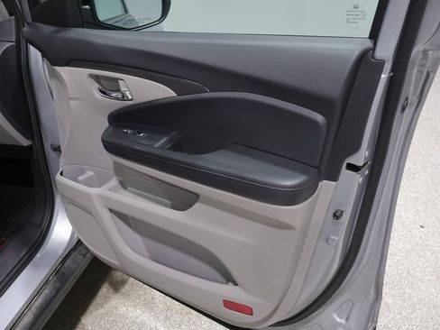 Used 2019 Honda Pilot EX-L image 28
