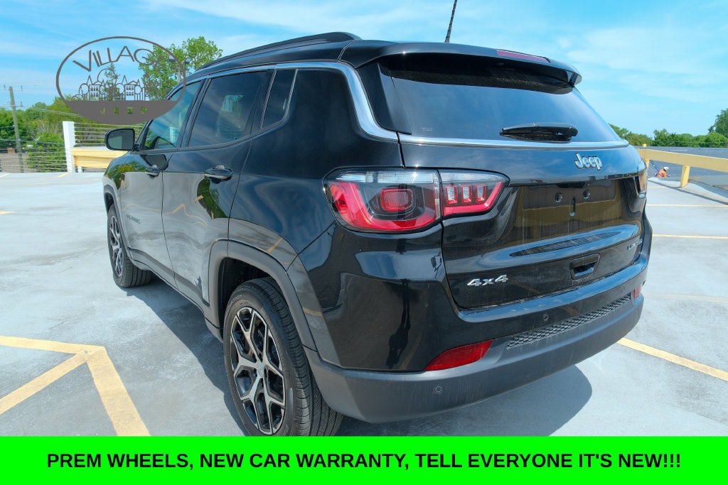 Used 2024 Jeep Compass Limited AWD/4WD image 8