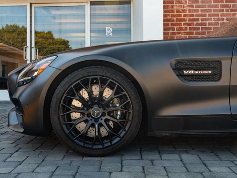 Used 2021 Mercedes-Benz AMG GT Roadster w/ AMG Stealth Edition image 19