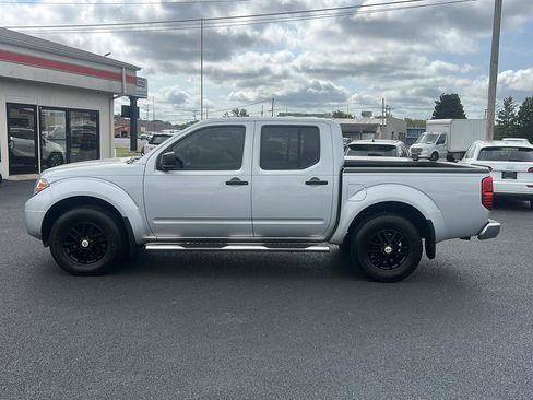 Used 2019 Nissan Frontier SV AWD/4WD image 8