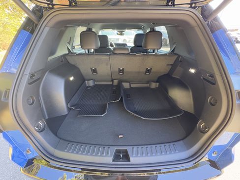 New 2026 GMC Terrain AT4 w/ Convenience Package III image 7