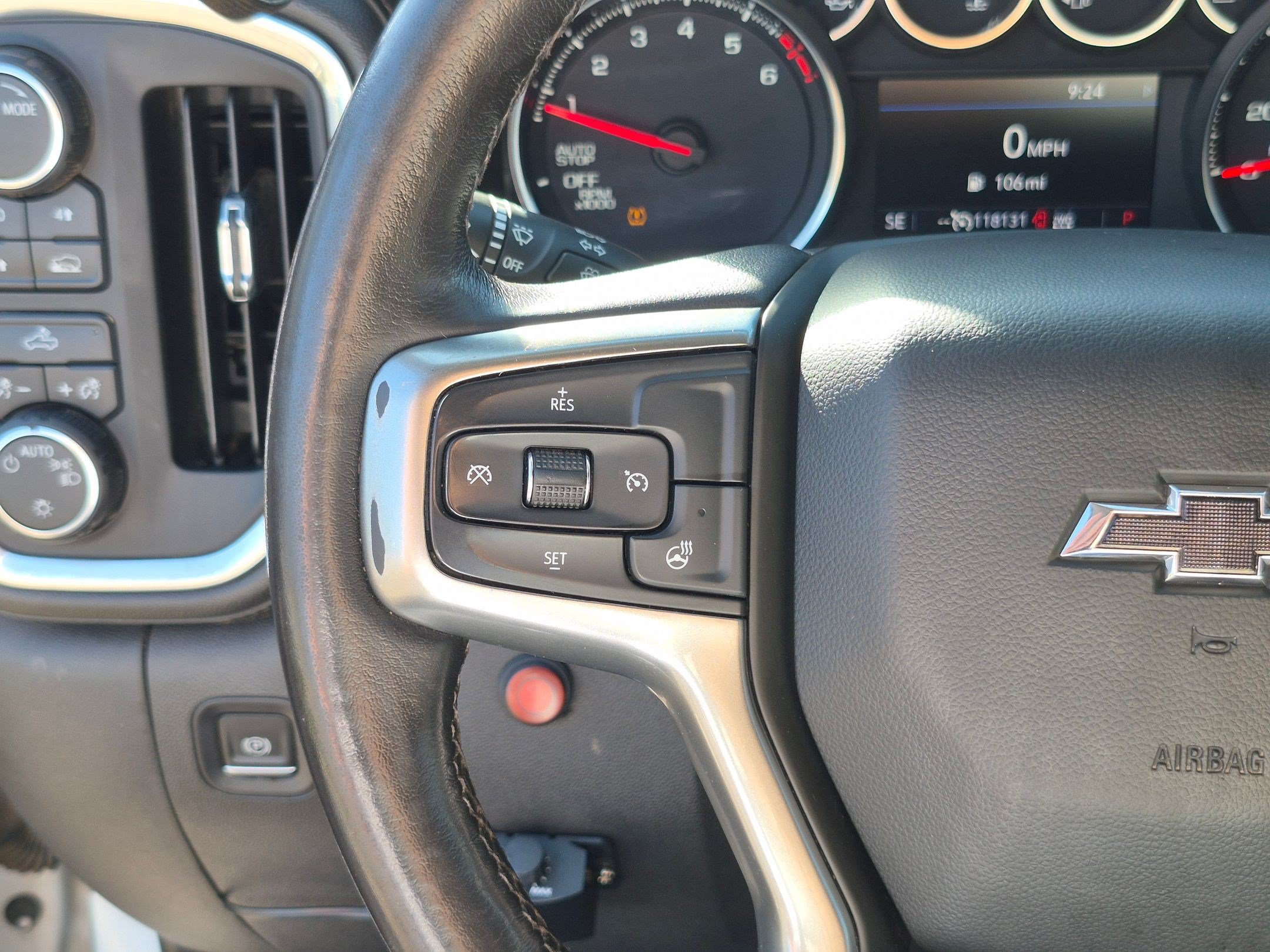 Used 2022 Chevrolet Silverado 1500 LT AWD/4WD image 17