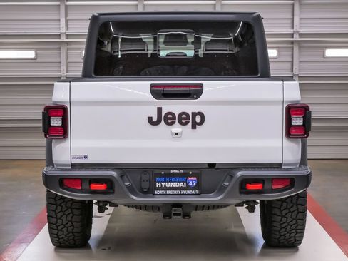 Used 2026 Jeep Gladiator Mojave AWD/4WD image 7
