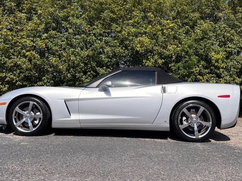 Used 2009 Chevrolet Corvette Convertible image 4