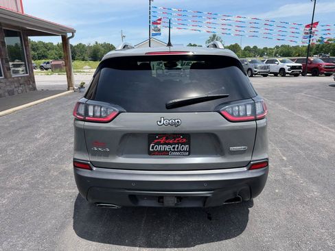Used 2021 Jeep Cherokee Latitude Lux w/ Comfort/Convenience Group AWD/4WD image 5