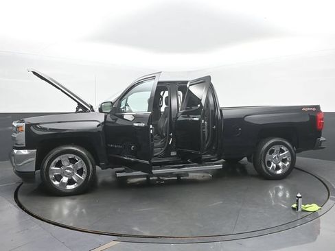 Used 2017 Chevrolet Silverado 1500 LTZ w/ Sport Package AWD/4WD image 28