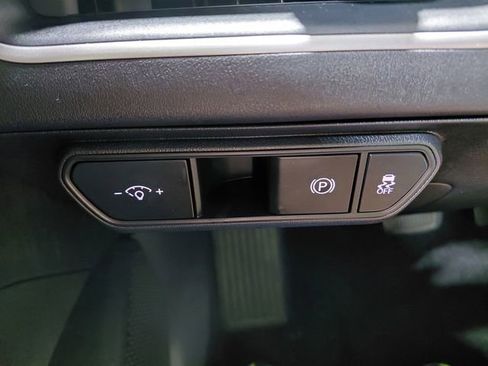 Used 2025 Kia K4 FWD image 31