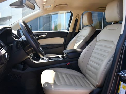 Used 2022 Ford Edge SEL w/ Convenience Package AWD/4WD image 12