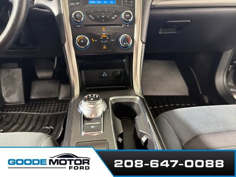 Certified 2017 Ford Fusion SE FWD image 17