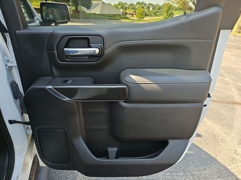 Used 2021 GMC Sierra 1500 AT4 AWD/4WD image 16