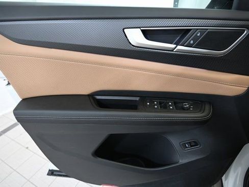 New 2026 Volkswagen Atlas Cross Sport SEL R-Line AWD/4WD image 23