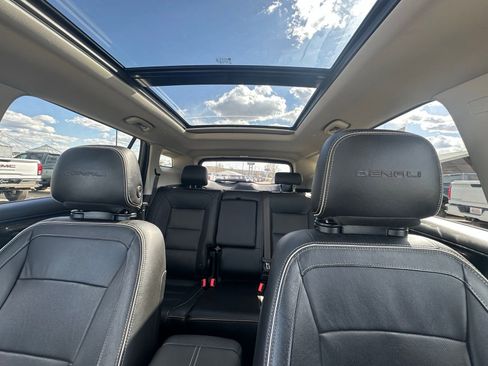 Used 2020 GMC Terrain Denali w/ GMC Pro Grade Package AWD/4WD image 18
