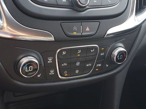 Certified 2023 Chevrolet Equinox LT FWD image 27