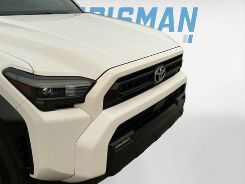 Used 2025 Toyota 4Runner SR5 RWD image 22