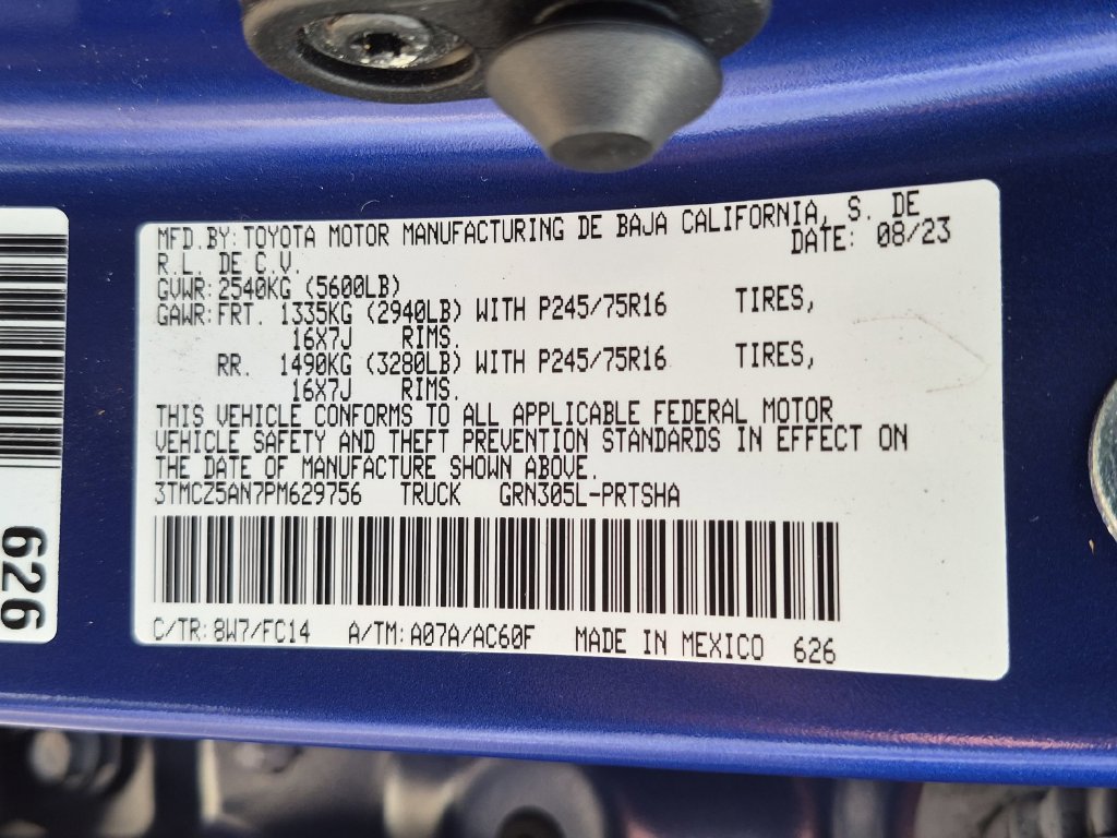 Used 2023 Toyota Tacoma SR5 w/ Technology Package AWD/4WD image 32