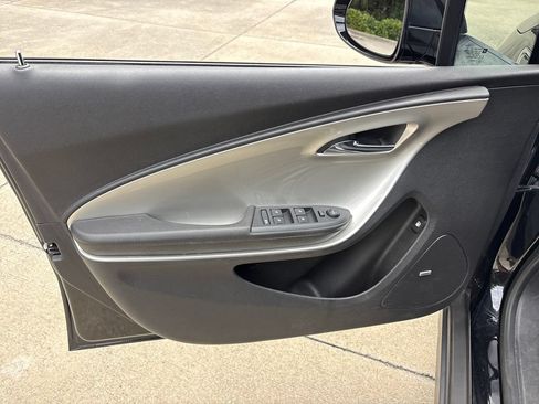 Used 2014 Chevrolet Volt Premium w/ Premium Trim Package FWD image 15