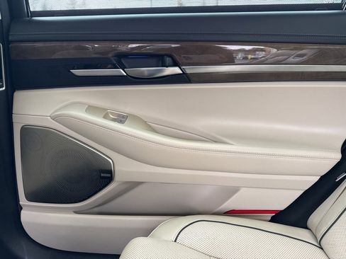 Used 2017 Genesis G90 3.3T Premium image 53