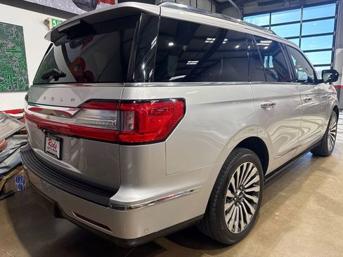 Used 2018 Lincoln Navigator Reserve w/ Technology Package image 27