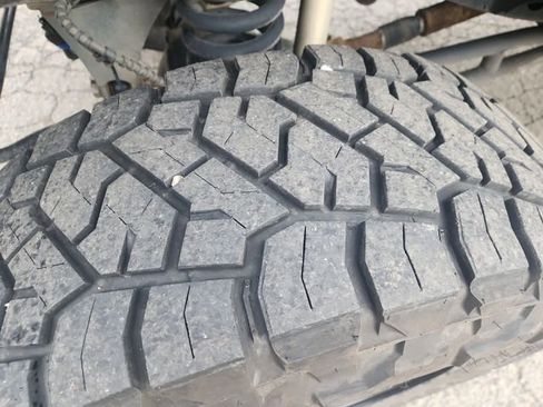 Used 2022 Ford F250 Lariat w/ Black Appearance Package image 31