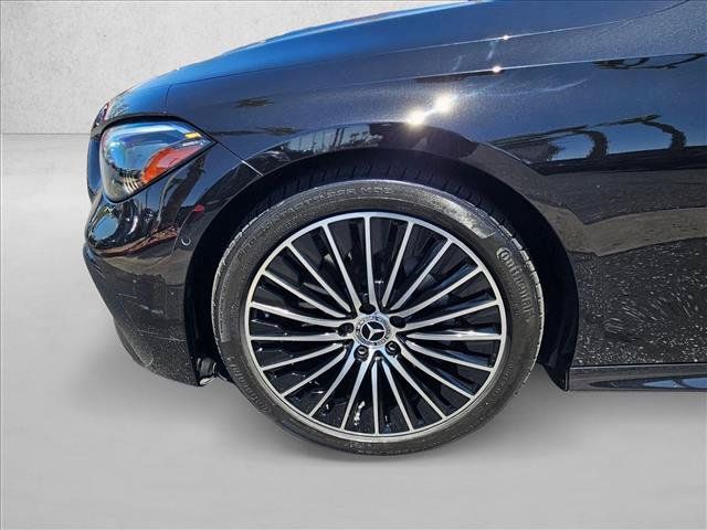Used 2024 Mercedes-Benz CLE 300 4MATIC Cabriolet image 22