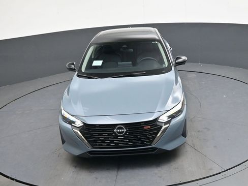 Certified 2025 Nissan Sentra SR w/ SR Premium Package image 37