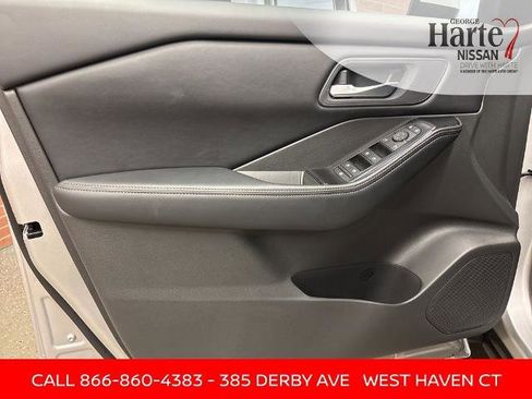 Certified 2025 Nissan Rogue SV image 20