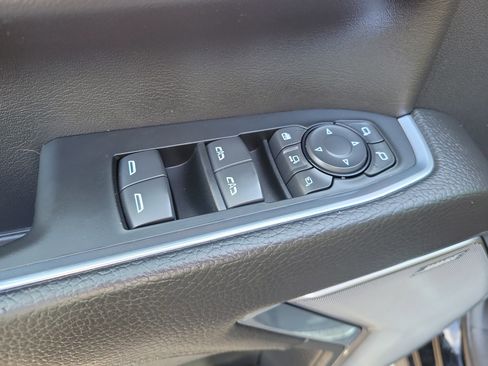 Used 2024 GMC Sierra 3500 Denali w/ Denali Reserve Package image 17