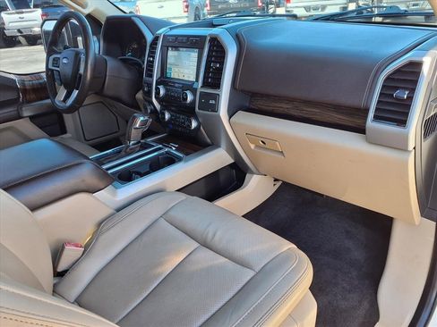 Used 2018 Ford F150 Lariat w/ Equipment Group 502A Luxury image 12