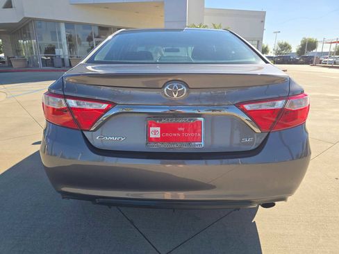 Used 2016 Toyota Camry SE image 15